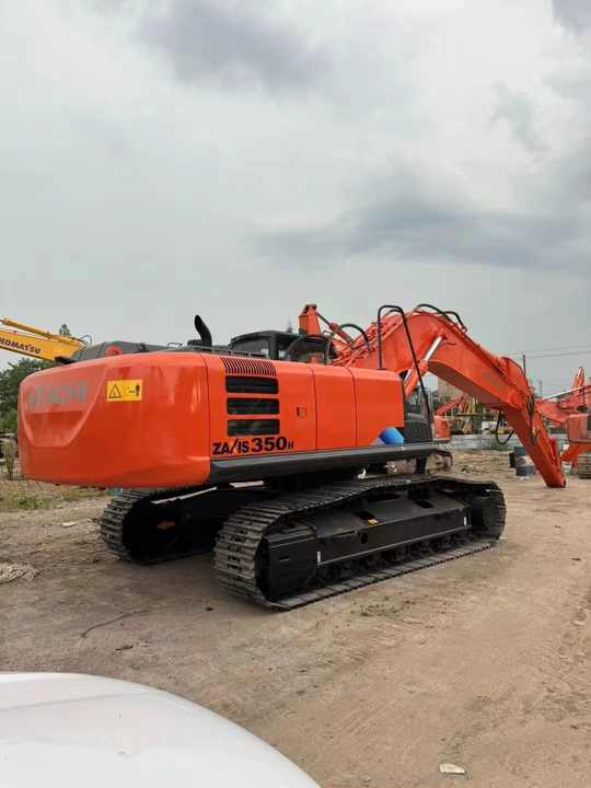 Original Japan Hitachi ZX350 Excavator Hitachi Excavator in Low Price for Hot Sale - Pelle sur chenille: photos 3 Original Japan Hitachi ZX350 Excavator Hitachi Excavator in Low Price for Hot Sale - Pelle sur chenille: photos 3
