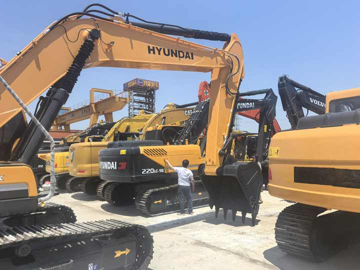 Reliable Used Hyundai 305 Hydraulic Excavator | 30% Below New Price | Alibaba Verified Supplier - Pelle sur chenille: photos 3 Reliable Used Hyundai 305 Hydraulic Excavator | 30% Below New Price | Alibaba Verified Supplier - Pelle sur chenille: photos 3