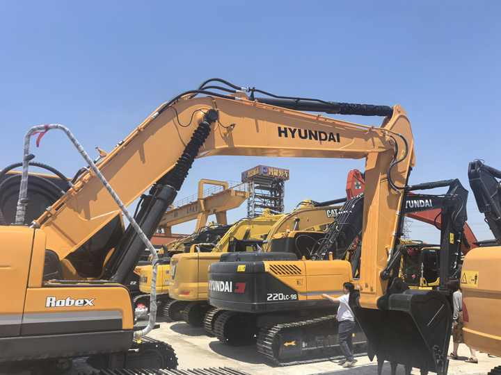 Reliable Used Hyundai 305 Hydraulic Excavator | 30% Below New Price | Alibaba Verified Supplier - Pelle sur chenille: photos 2 Reliable Used Hyundai 305 Hydraulic Excavator | 30% Below New Price | Alibaba Verified Supplier - Pelle sur chenille: photos 2