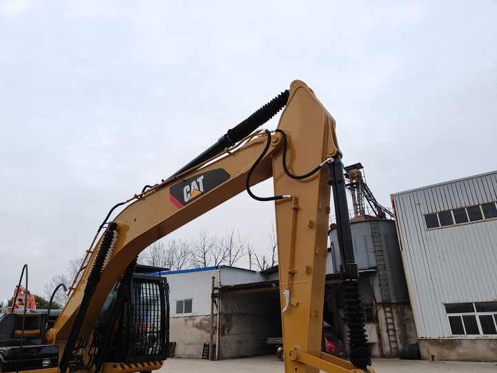 Second Hand Excavator 330D Used Low Price Caterpillar CAT 312D 315D 320D 325D in Good Condition - Pelle sur chenille: photos 5 Second Hand Excavator 330D Used Low Price Caterpillar CAT 312D 315D 320D 325D in Good Condition - Pelle sur chenille: photos 5