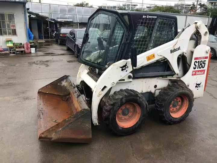 Used Bob Cat Bob Cat S185 Used Mini Skid Steer Wheel Loader Multifunctional Track Loaders Bobcat - Chargeuse sur pneus: photos 3 Used Bob Cat Bob Cat S185 Used Mini Skid Steer Wheel Loader Multifunctional Track Loaders Bobcat - Chargeuse sur pneus: photos 3