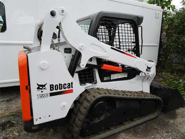 Used Bob Cat Bob Cat T590 Used Skid Steer Wheel Loader Multifunctional Track Loaders Bobcat - Chargeuse sur pneus: photos 2 Used Bob Cat Bob Cat T590 Used Skid Steer Wheel Loader Multifunctional Track Loaders Bobcat - Chargeuse sur pneus: photos 2