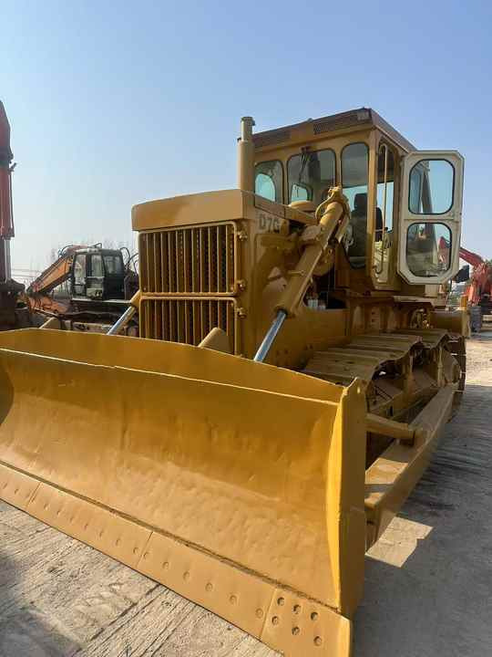 Used Cat D7G New Model Bulldozer Second Hand Machine Popular Brand Caterpillar Crawler Bulldozer Hydraulic Machinery - Bulldozer: photos 3 Used Cat D7G New Model Bulldozer Second Hand Machine Popular Brand Caterpillar Crawler Bulldozer Hydraulic Machinery - Bulldozer: photos 3
