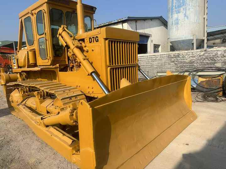 Used Cat D7G New Model Bulldozer Second Hand Machine Popular Brand Caterpillar Crawler Bulldozer Hydraulic Machinery - Bulldozer: photos 2 Used Cat D7G New Model Bulldozer Second Hand Machine Popular Brand Caterpillar Crawler Bulldozer Hydraulic Machinery - Bulldozer: photos 2