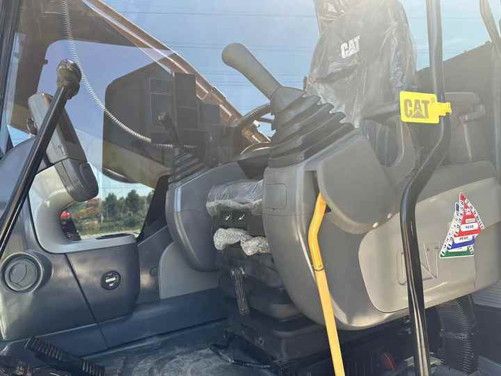 Used Caterpillar 330D2L Crawler Excavator Foe Sale - Pelle sur chenille: photos 4 Used Caterpillar 330D2L Crawler Excavator Foe Sale - Pelle sur chenille: photos 4