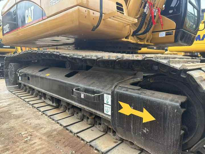 Used Excavator Caterpillar CAT320c Small and Medium-sized Original Excavator CAT320c for Sale - Pelle sur chenille: photos 5 Used Excavator Caterpillar CAT320c Small and Medium-sized Original Excavator CAT320c for Sale - Pelle sur chenille: photos 5