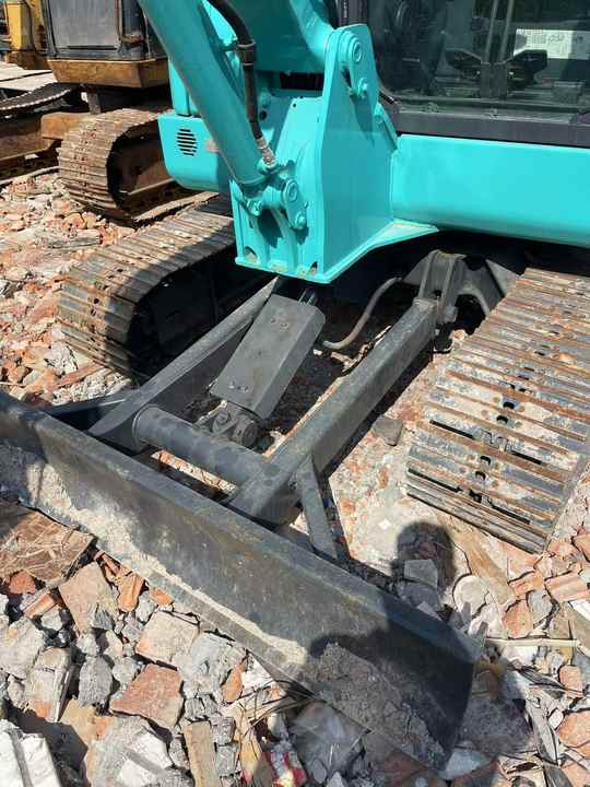 Used High-quality Original Japan Kobelco SK60 Crawler Excavator in Hefei - Pelle: photos 3 Used High-quality Original Japan Kobelco SK60 Crawler Excavator in Hefei - Pelle: photos 3