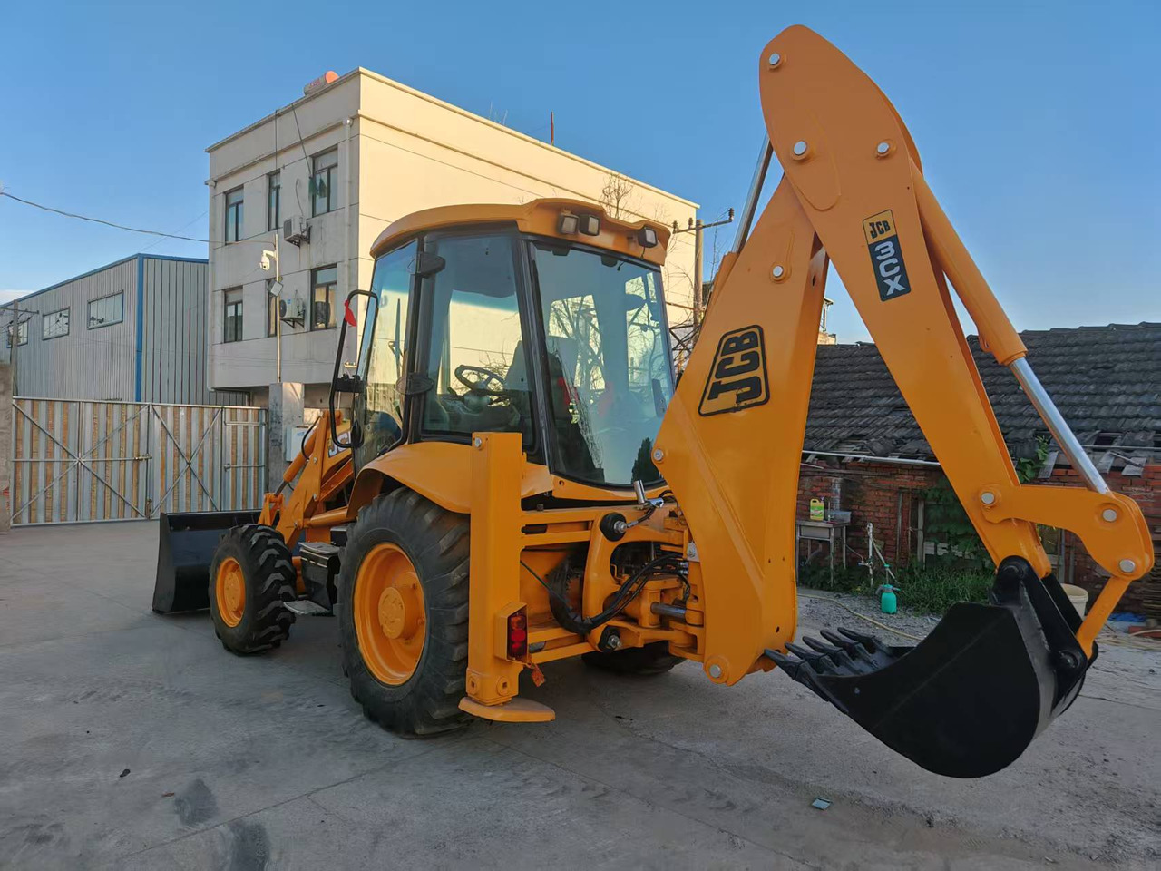 Used Second-hand Backhoe JCB 3CX - Tractopelle: photos 2 Used Second-hand Backhoe JCB 3CX - Tractopelle: photos 2