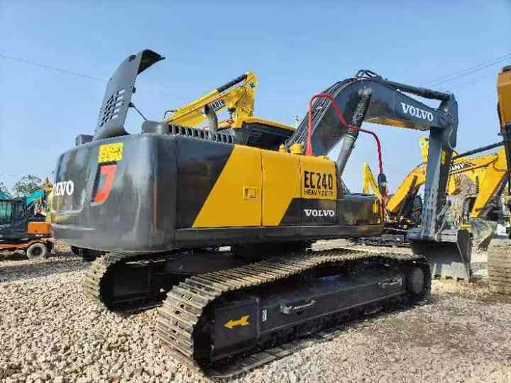 Used volvo ec240 excavator for sale korea brand volvo ec210 240 250 290 300 excavator for sale - Pelle sur chenille: photos 4 Used volvo ec240 excavator for sale korea brand volvo ec210 240 250 290 300 excavator for sale - Pelle sur chenille: photos 4