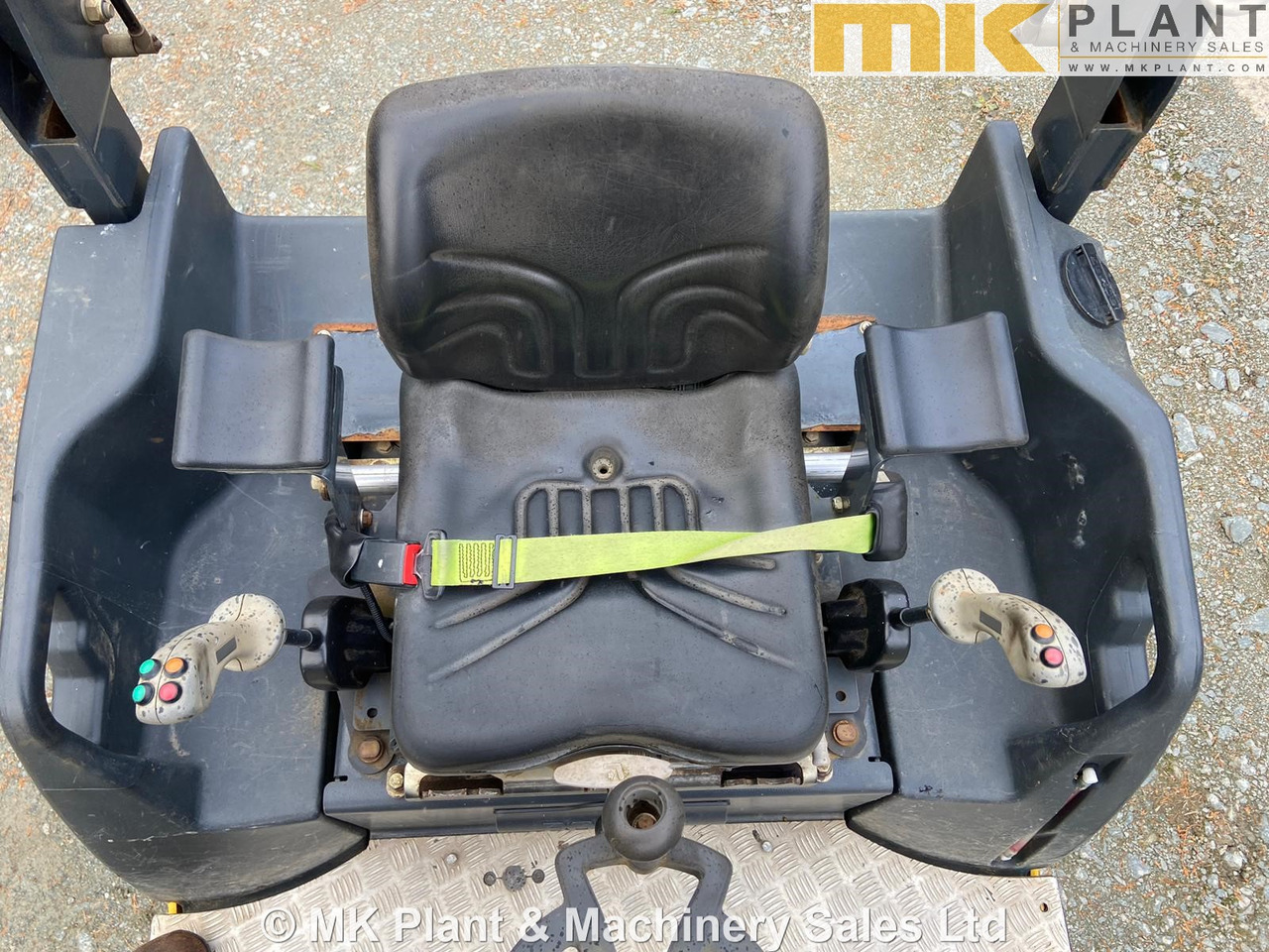 Compacteur BOMAG BW135AD-5: photos 14