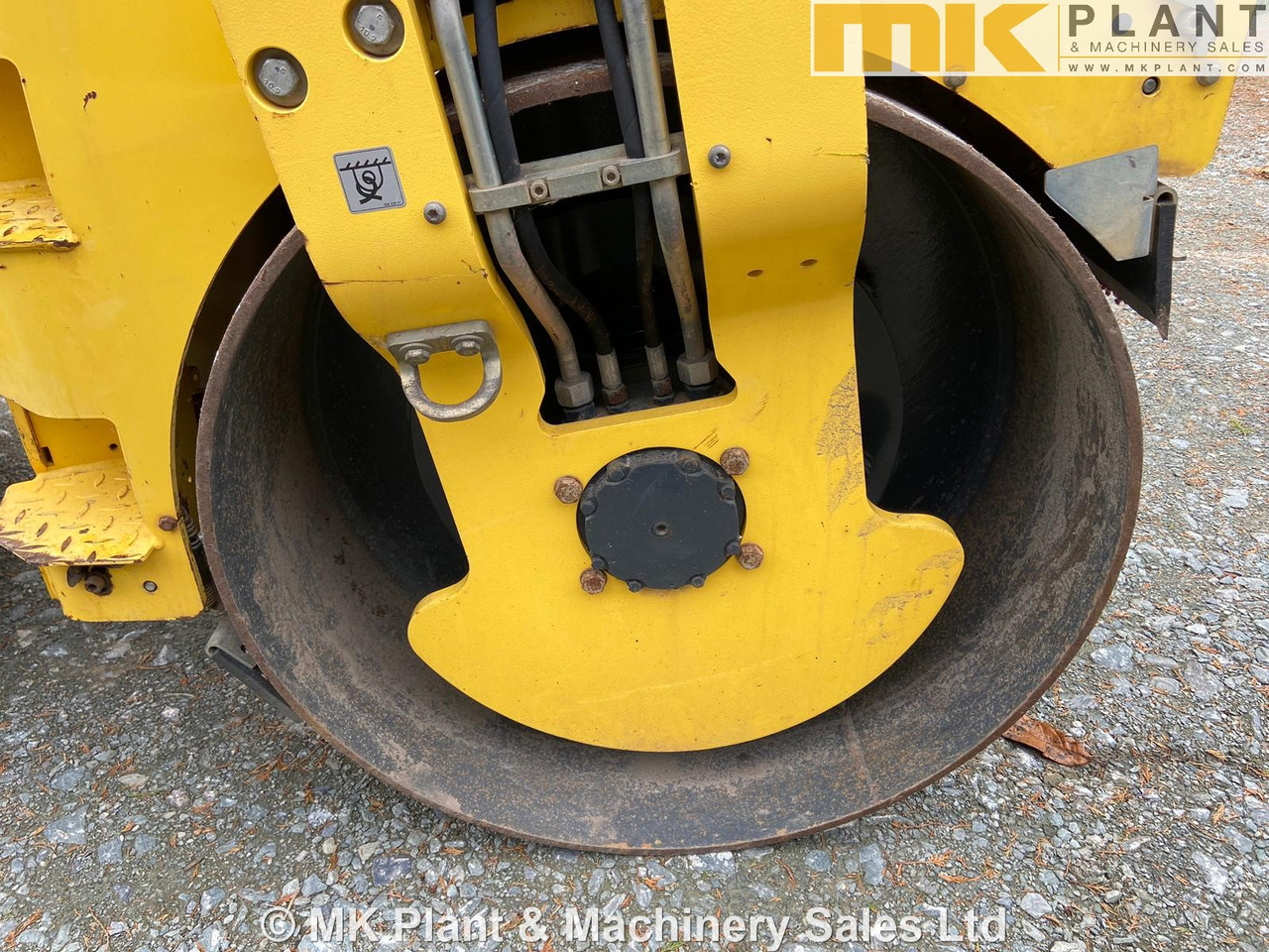 Compacteur BOMAG BW135AD-5: photos 10