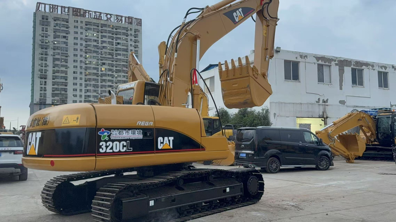 CATERPILLAR 320C - Pelle sur chenille: photos 3 CATERPILLAR 320C - Pelle sur chenille: photos 3