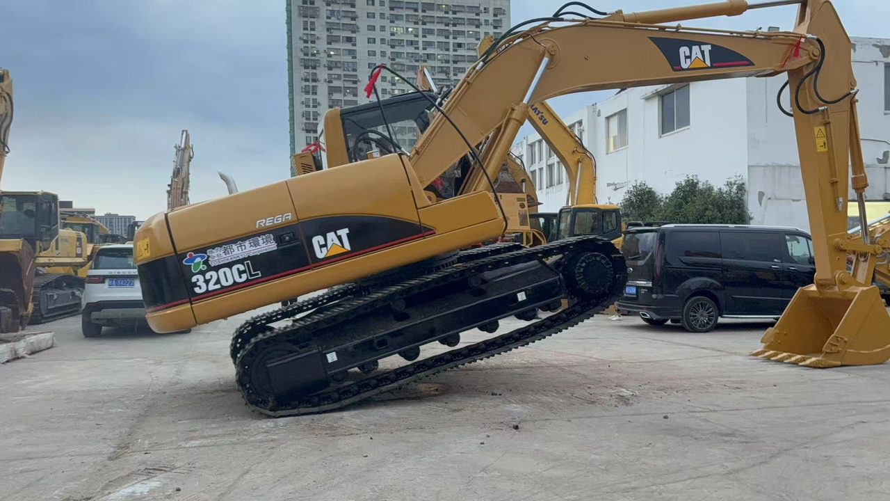 CATERPILLAR 320C - Pelle sur chenille: photos 1 CATERPILLAR 320C - Pelle sur chenille: photos 1