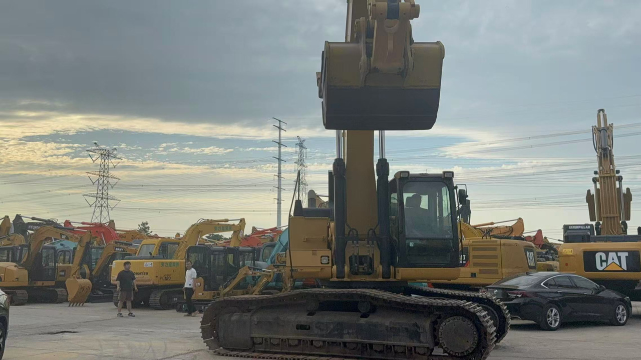 CATERPILLAR 345D - Pelle sur chenille: photos 4 CATERPILLAR 345D - Pelle sur chenille: photos 4