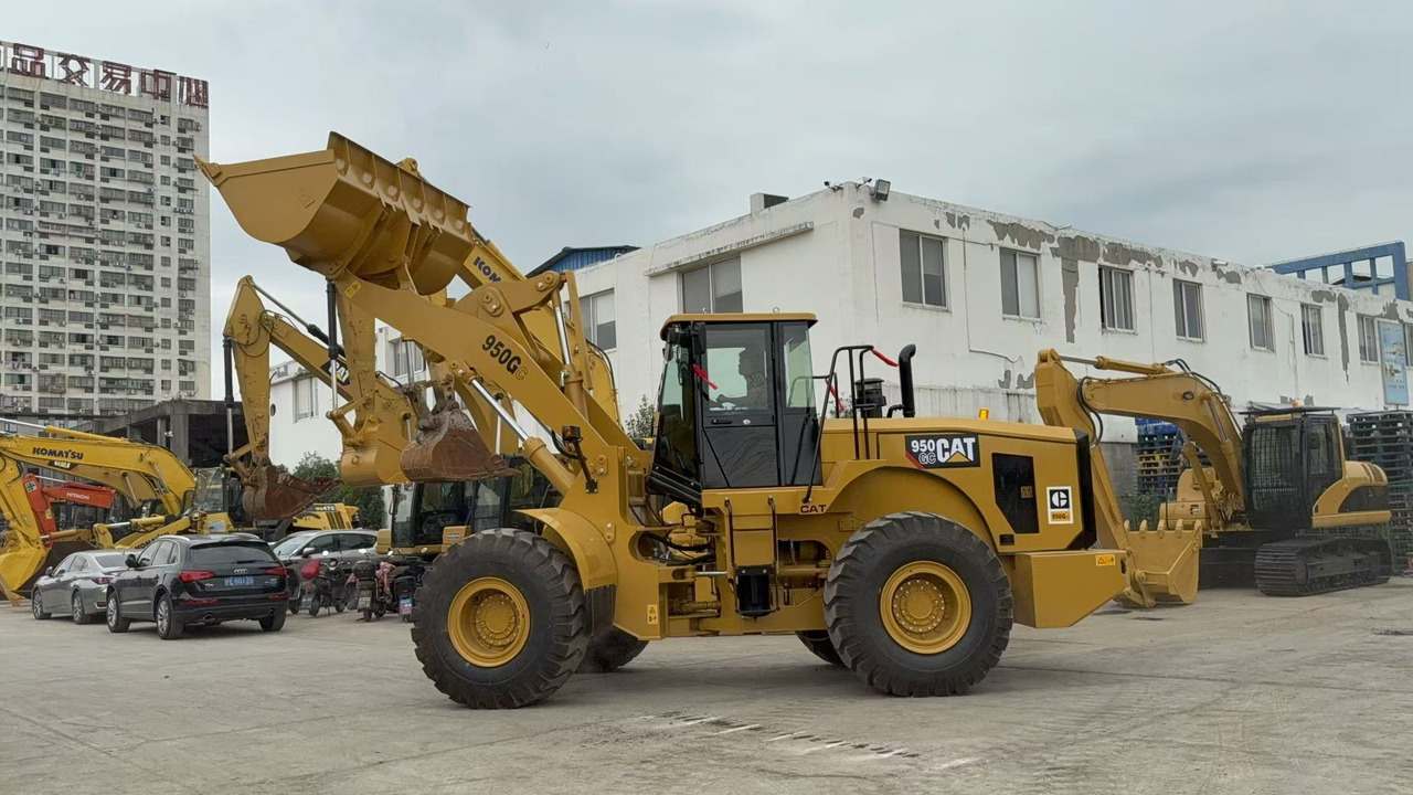 CATERPILLAR 950GC - Chargeuse sur pneus: photos 5 CATERPILLAR 950GC - Chargeuse sur pneus: photos 5