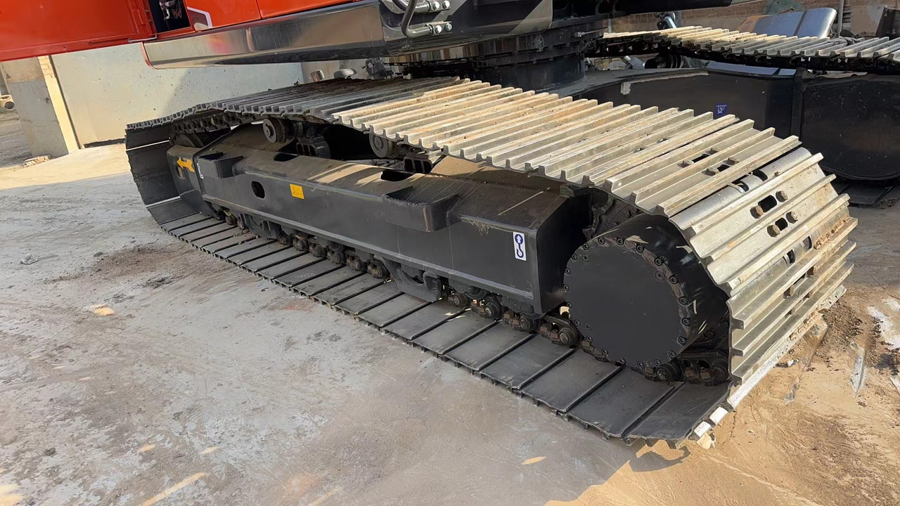 DOOSAN DX225LC-7 - Pelle sur chenille: photos 4 DOOSAN DX225LC-7 - Pelle sur chenille: photos 4