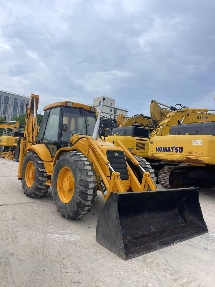 JCB 4CX - Tractopelle: photos 1 JCB 4CX - Tractopelle: photos 1