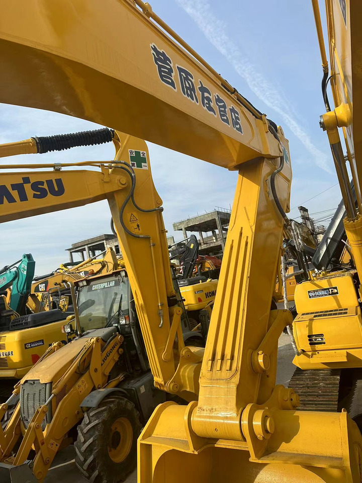 KOMATSU PC350-7 - Pelle sur chenille: photos 3 KOMATSU PC350-7 - Pelle sur chenille: photos 3