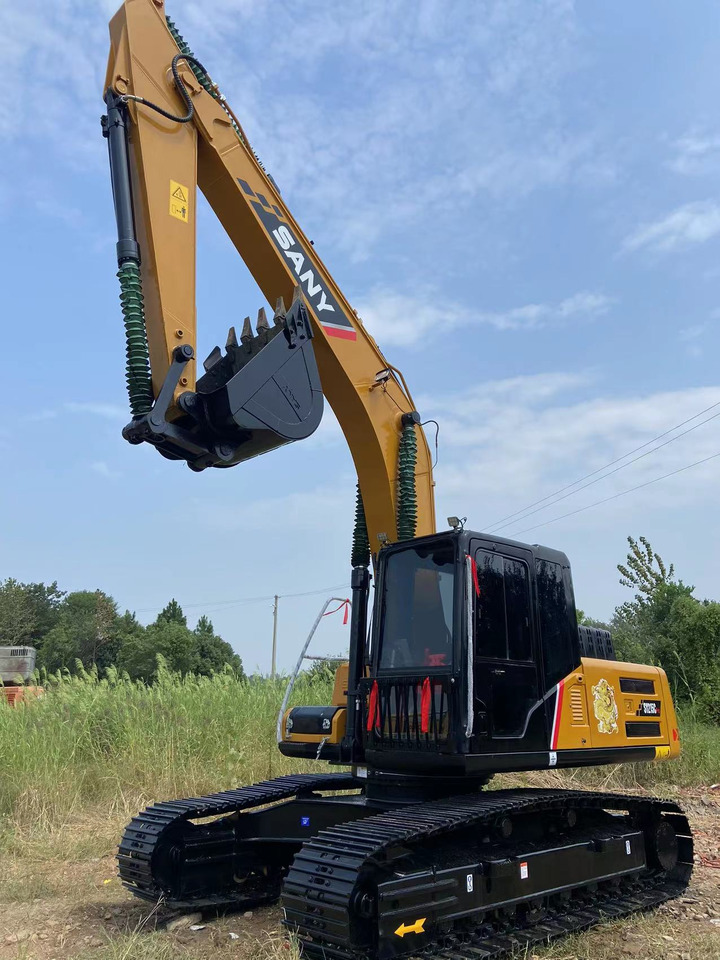 SANY SY215C - Pelle sur chenille: photos 2 SANY SY215C - Pelle sur chenille: photos 2