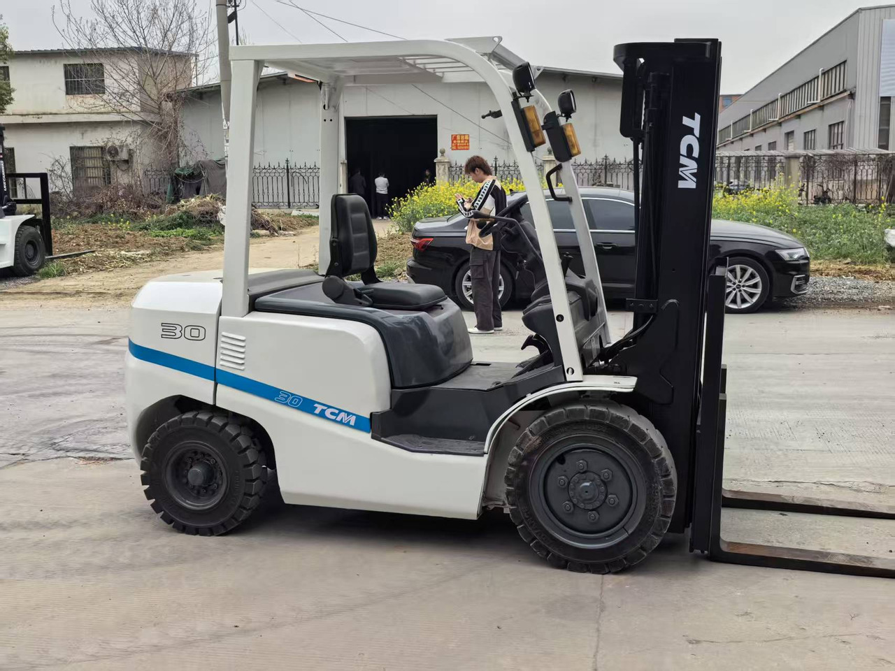 TCM FD30 - Chariot élévateur diesel: photos 2 TCM FD30 - Chariot élévateur diesel: photos 2