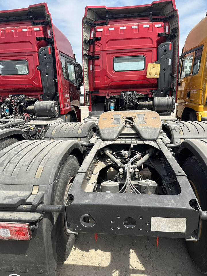 SHACMAN X5000 6x4 - Tracteur routier: photos 3 SHACMAN X5000 6x4 - Tracteur routier: photos 3