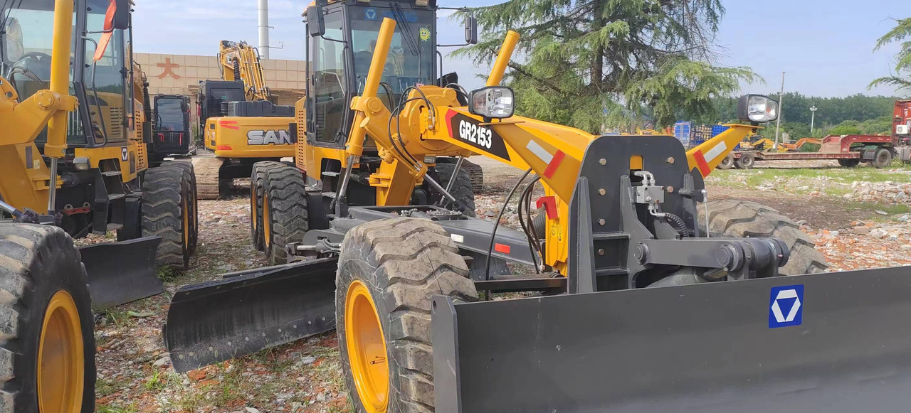 XCMG GR2153 - Niveleuse: photos 2 XCMG GR2153 - Niveleuse: photos 2