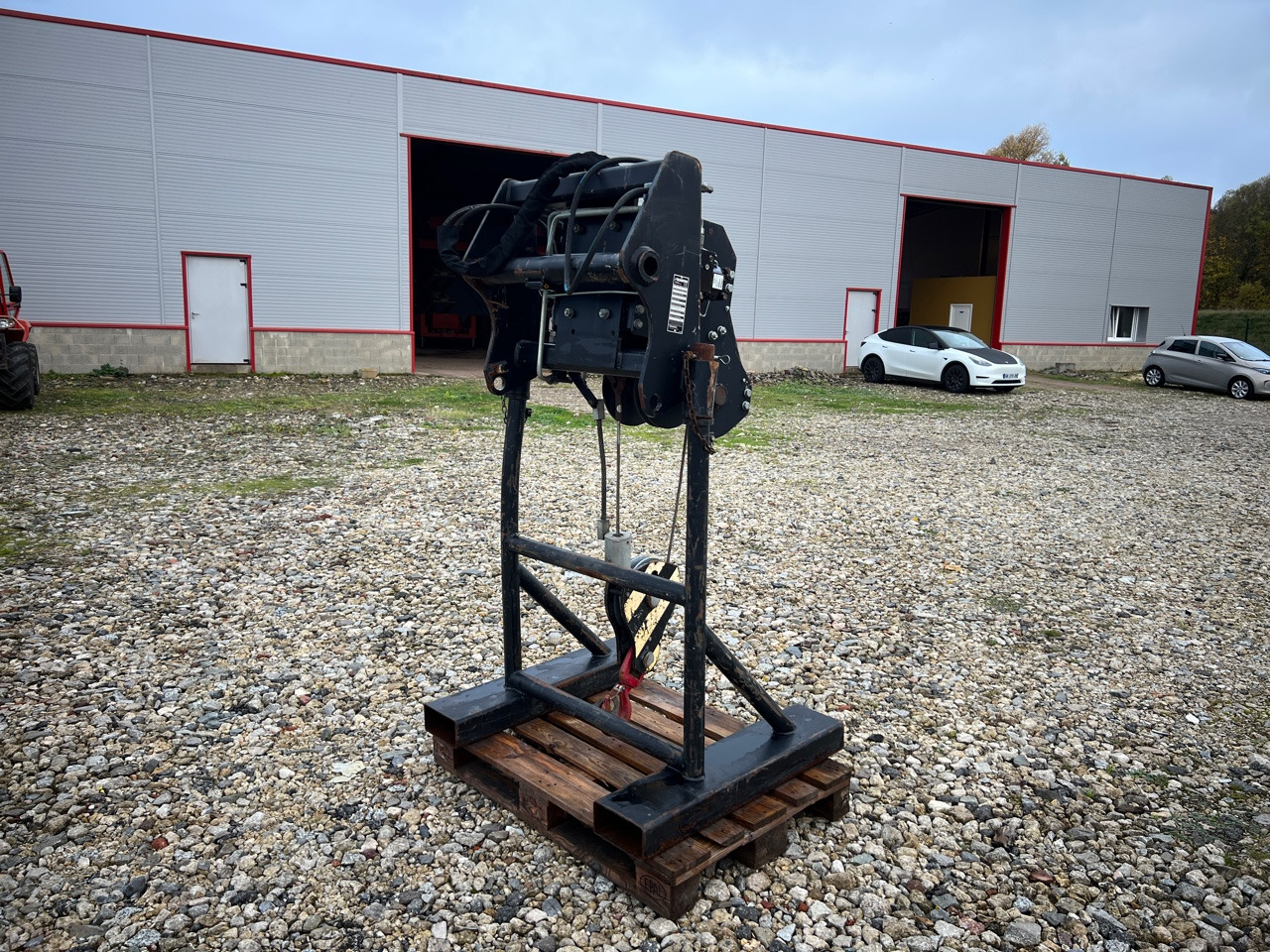 MANITOU TREUIL / WINCH 3 TON MANITOU 921337 - Chariot télescopique: photos 2 MANITOU TREUIL / WINCH 3 TON MANITOU 921337 - Chariot télescopique: photos 2