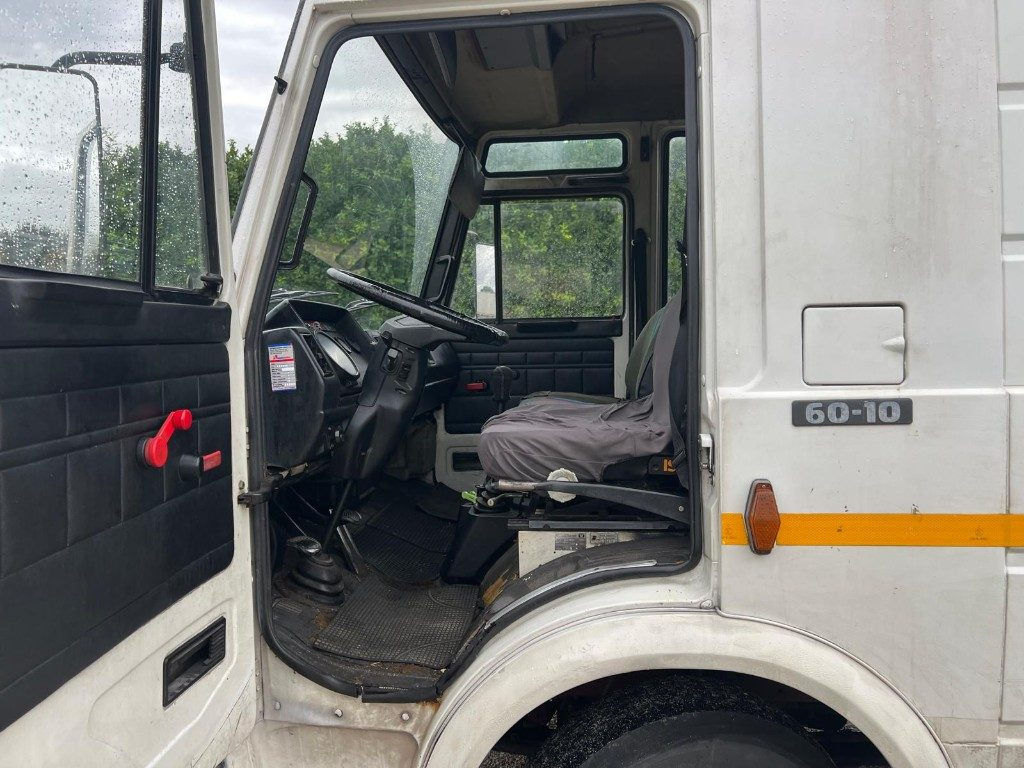 FIAT 60 10 - Fourgon utilitaire: photos 5 FIAT 60 10 - Fourgon utilitaire: photos 5