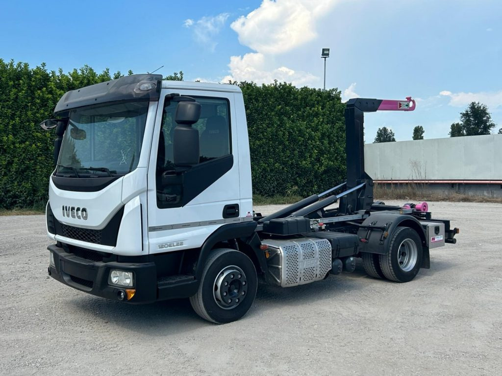 IVECO 120EL22 CON SCARRABILE NUOVO - Camion ampliroll: photos 1 IVECO 120EL22 CON SCARRABILE NUOVO - Camion ampliroll: photos 1