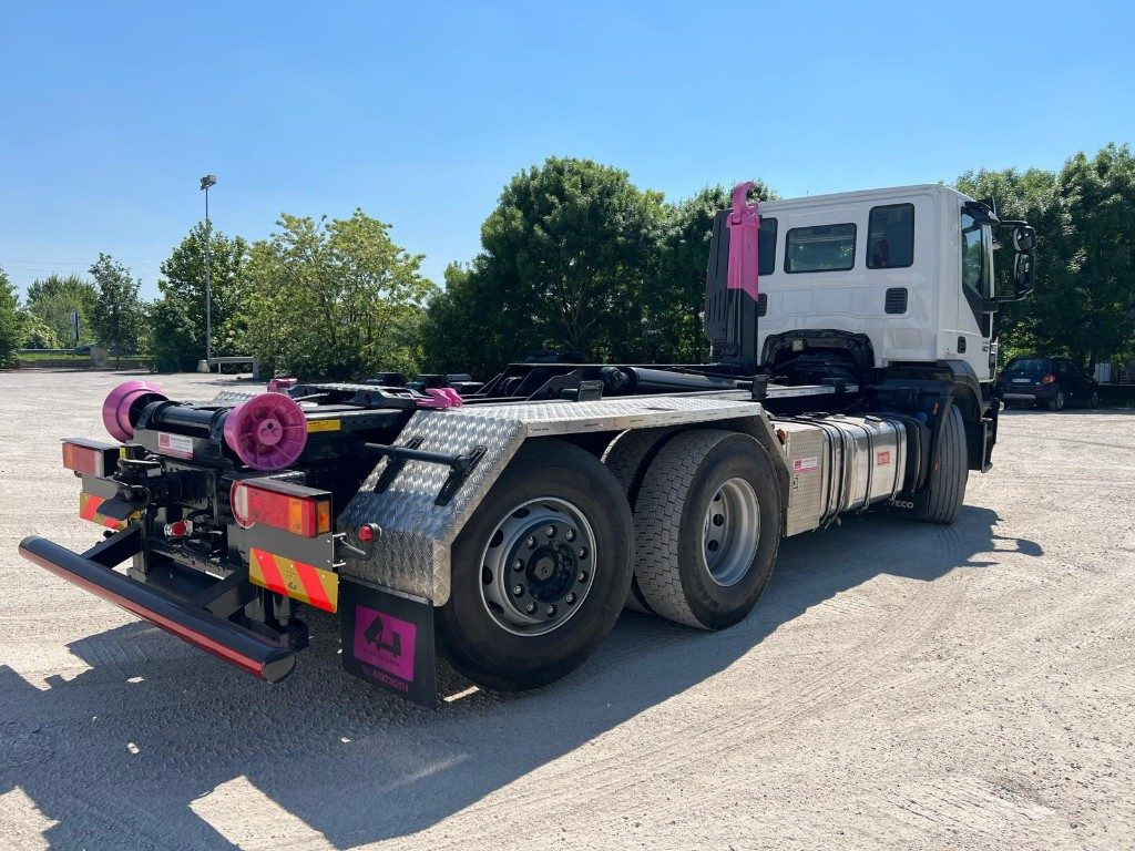 IVECO STRALIS 460 SCARRABILE - Camion ampliroll: photos 5 IVECO STRALIS 460 SCARRABILE - Camion ampliroll: photos 5