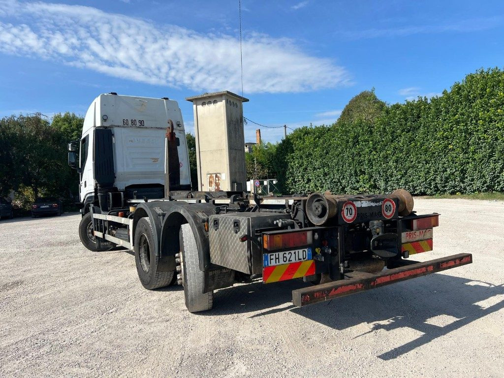 IVECO STRALIS 460 SCARRABILE - Camion ampliroll: photos 3 IVECO STRALIS 460 SCARRABILE - Camion ampliroll: photos 3