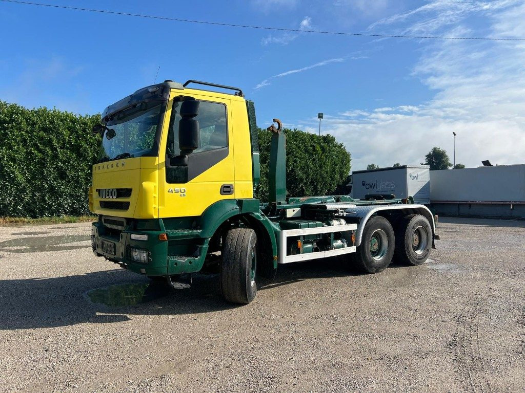 Camion ampliroll IVECO TRAKKER 450 SCARRABILE: photos 1