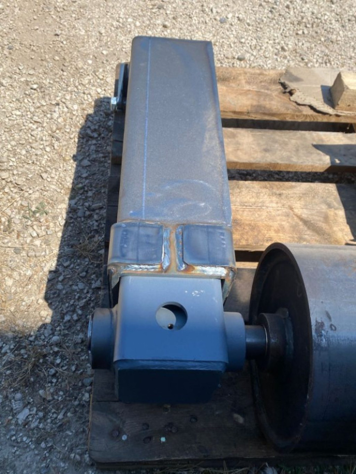 RULLO NUOVO PER SCARRABILE - Carrosserie et extérieur pour Camion: photos 4 RULLO NUOVO PER SCARRABILE - Carrosserie et extérieur pour Camion: photos 4