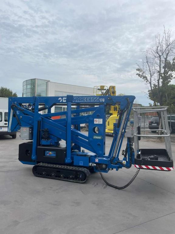 CTE TRACCESS 170 - Nacelle araignée: photos 3 CTE TRACCESS 170 - Nacelle araignée: photos 3