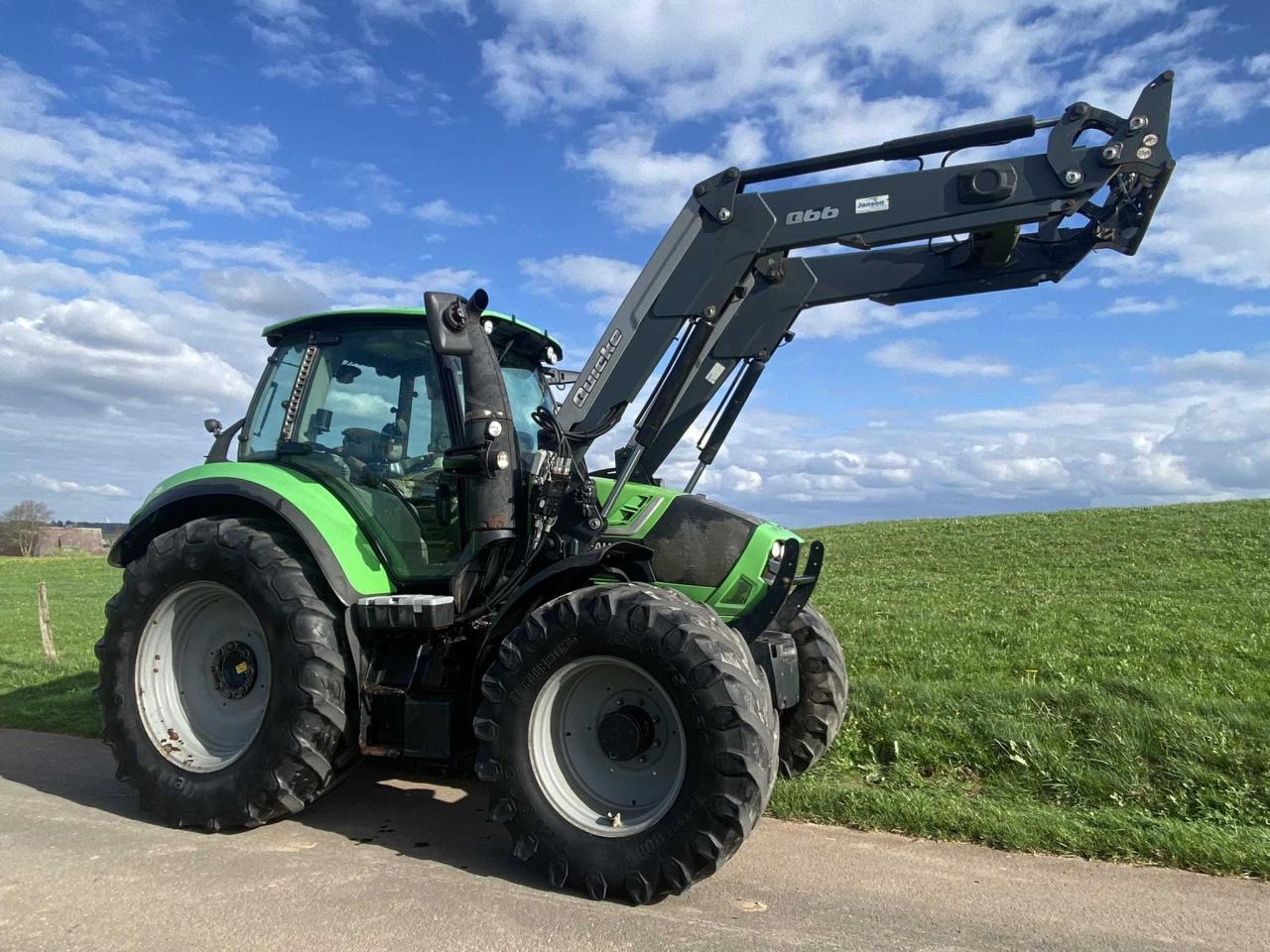 Deutz-Fahr 6150.4 Agrotron TTV - Tracteur agricole: photos 1 Deutz-Fahr 6150.4 Agrotron TTV - Tracteur agricole: photos 1