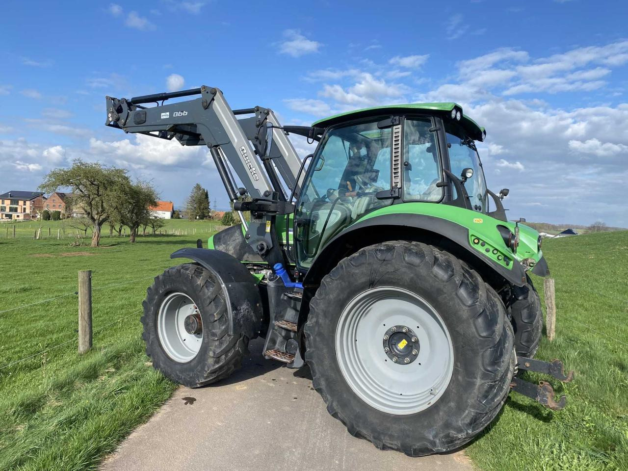Deutz-Fahr 6150.4 Agrotron TTV - Tracteur agricole: photos 4 Deutz-Fahr 6150.4 Agrotron TTV - Tracteur agricole: photos 4