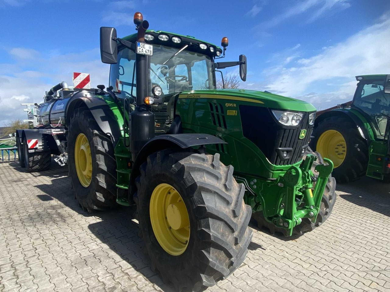 John Deere 6195R - Tracteur agricole: photos 4 John Deere 6195R - Tracteur agricole: photos 4
