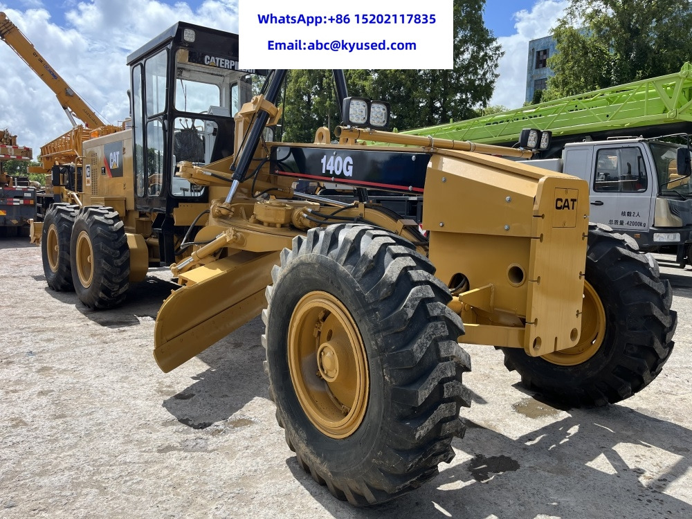 CATERPILLAR 140g 140h 140k 14h 120g 120h 160h 140m 12g - Niveleuse: photos 3 CATERPILLAR 140g 140h 140k 14h 120g 120h 160h 140m 12g - Niveleuse: photos 3
