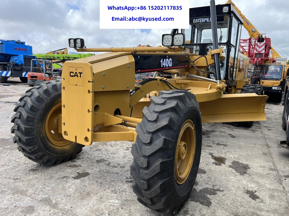 CATERPILLAR 140g 140h 140k 14h 120g 120h 160h 140m - Niveleuse: photos 2 CATERPILLAR 140g 140h 140k 14h 120g 120h 160h 140m - Niveleuse: photos 2