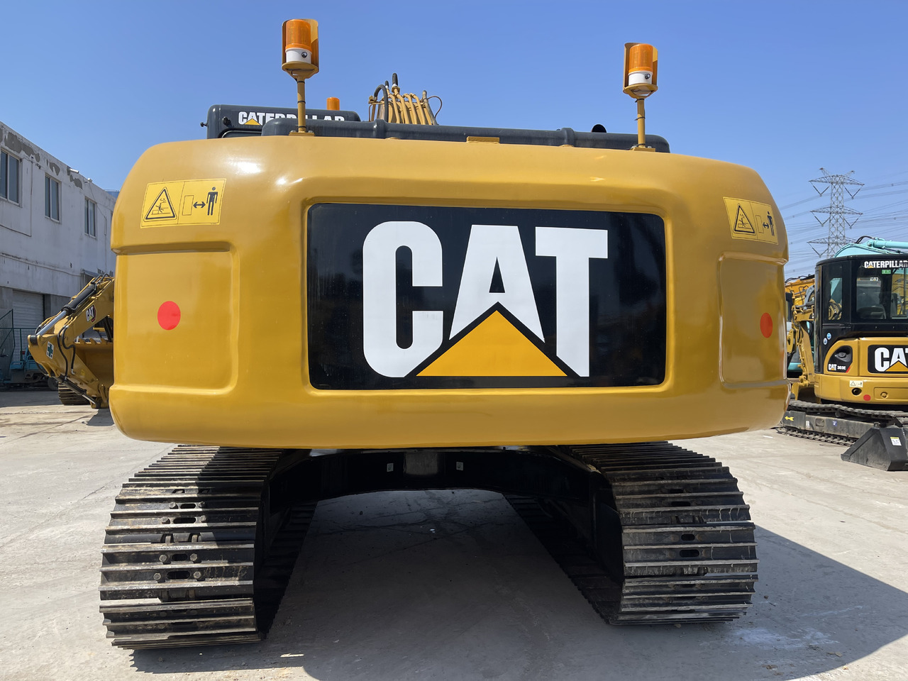 CATERPILLAR CAT 320D - Pelle sur chenille: photos 5 CATERPILLAR CAT 320D - Pelle sur chenille: photos 5