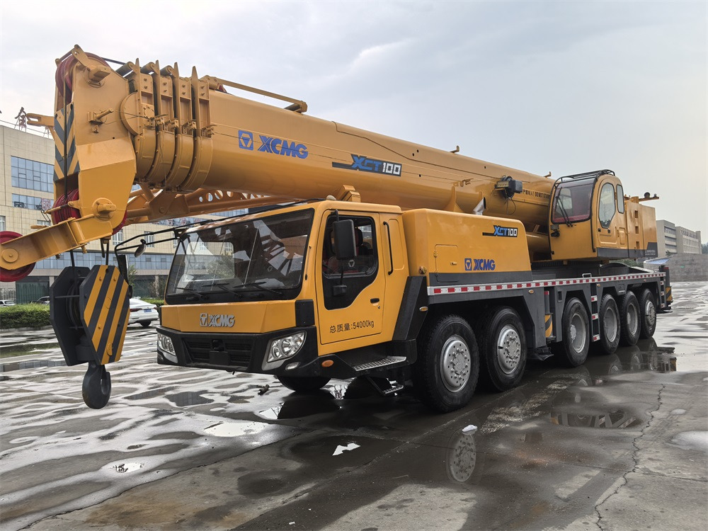 XCMG QY100K QY130K QY160K QAY200 QAY240 QAY300 QAY350 used truck crane - Grue mobile: photos 2 XCMG QY100K QY130K QY160K QAY200 QAY240 QAY300 QAY350 used truck crane - Grue mobile: photos 2