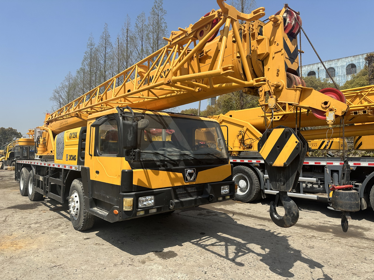 XCMG QY25K 25 ton truck crane - Grue mobile: photos 2 XCMG QY25K 25 ton truck crane - Grue mobile: photos 2