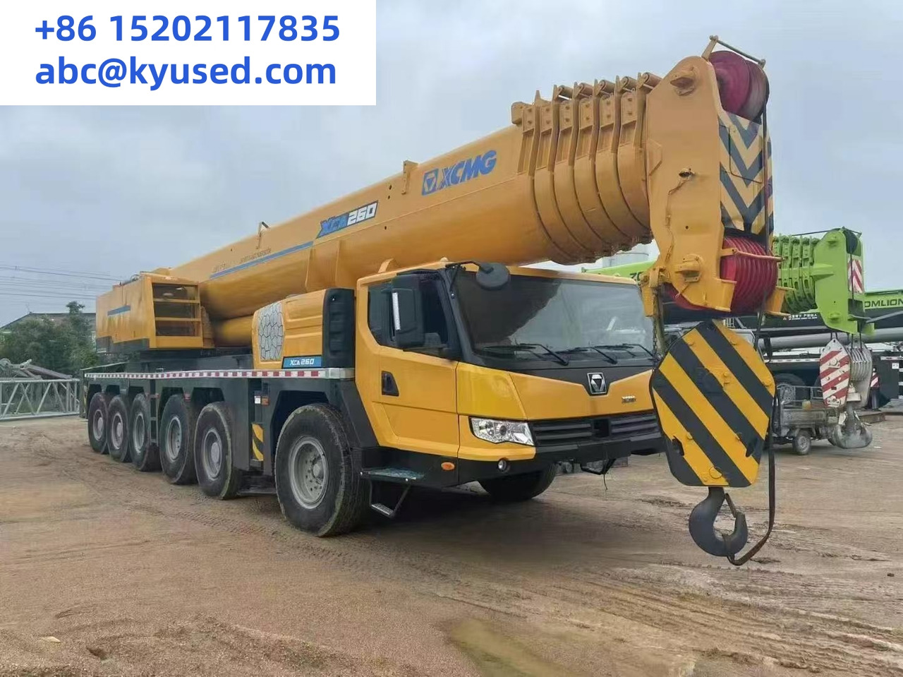 XCMG XCA300 XCA260 300ton 260ton 250ton 220ton used crane - Grue tout-terrain: photos 1 XCMG XCA300 XCA260 300ton 260ton 250ton 220ton used crane - Grue tout-terrain: photos 1