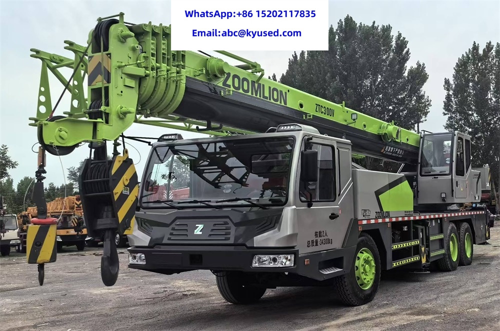 ZOOMLION ZTC300V 30ton - Grue mobile: photos 1 ZOOMLION ZTC300V 30ton - Grue mobile: photos 1