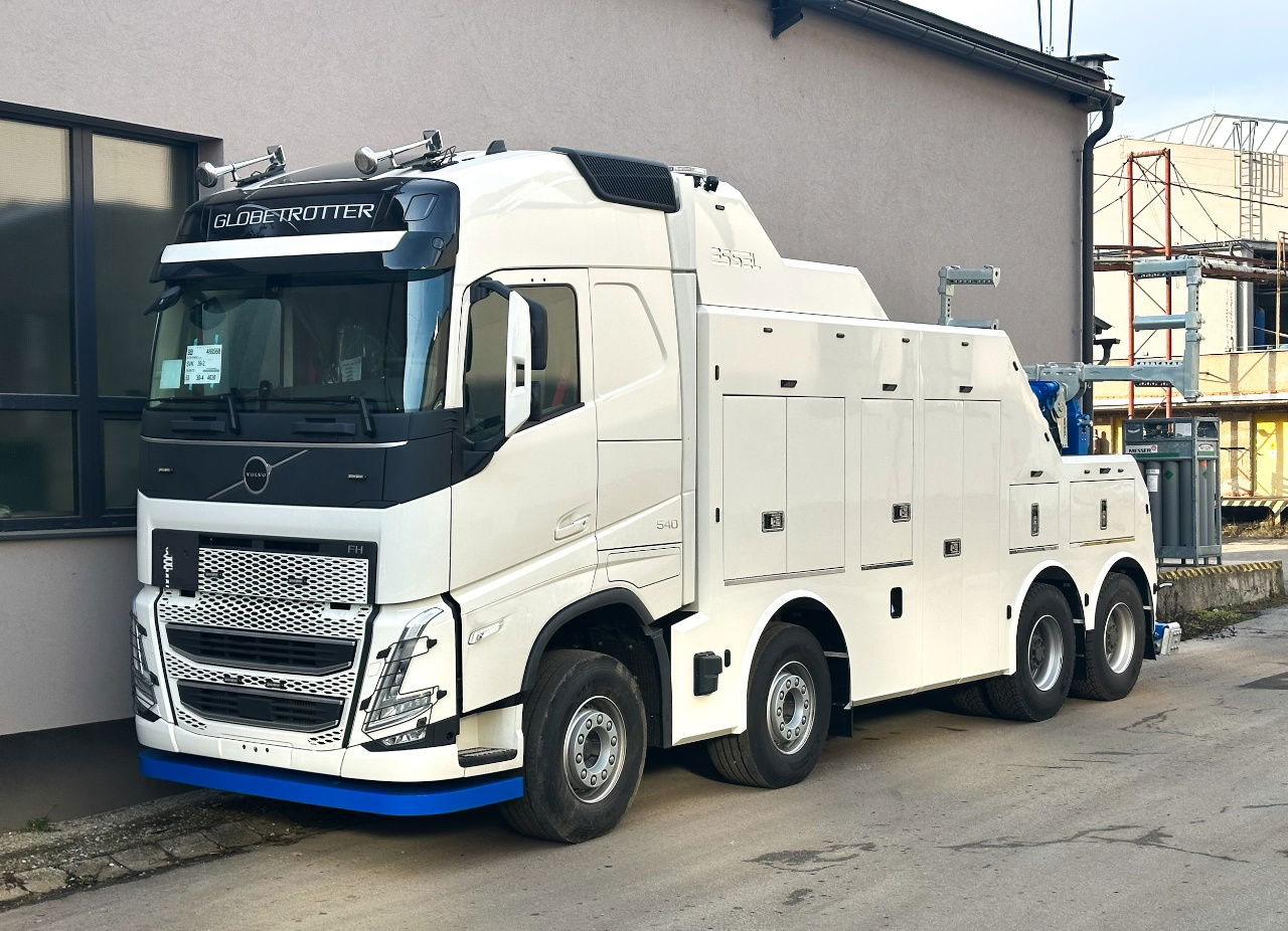 Volvo FH NEW ER4120 4 winches Volvo FH 540 8x4 WB5,6 - Remorqueuse: photos 4 Volvo FH NEW ER4120 4 winches Volvo FH 540 8x4 WB5,6 - Remorqueuse: photos 4