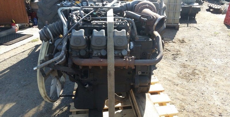 Mercedes-Benz 2024 V6 OM401 240 - Moteur pour Camion: photos 1 Mercedes-Benz 2024 V6 OM401 240 - Moteur pour Camion: photos 1