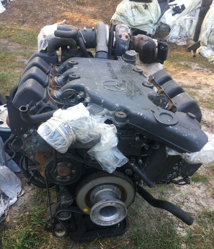 Mercedes-Benz OM501LA Mercedes-Benz Actrosa OM 501LA truck - Moteur pour Camion: photos 1 Mercedes-Benz OM501LA Mercedes-Benz Actrosa OM 501LA truck - Moteur pour Camion: photos 1