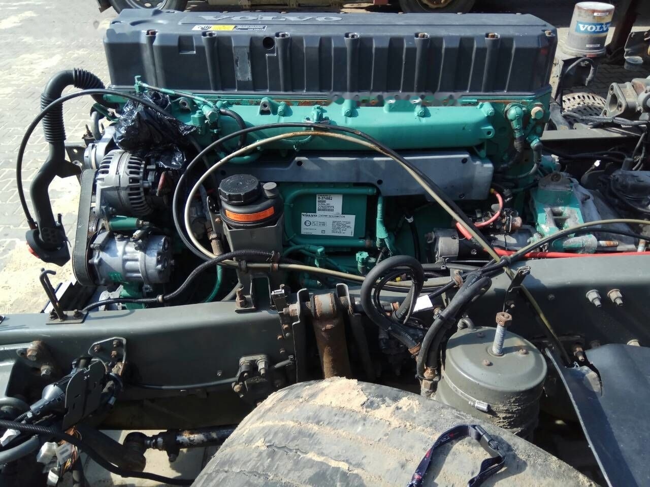 Volvo D12D 460 E3 Volvo FH 12 - Moteur pour Camion: photos 1 Volvo D12D 460 E3 Volvo FH 12 - Moteur pour Camion: photos 1