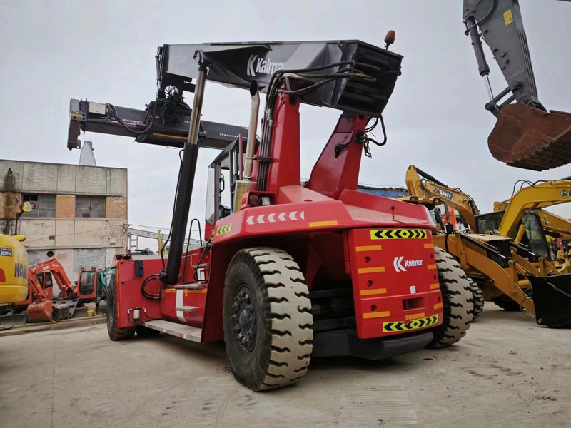 Kalmar DRF450 - Reach stacker: photos 3 Kalmar DRF450 - Reach stacker: photos 3
