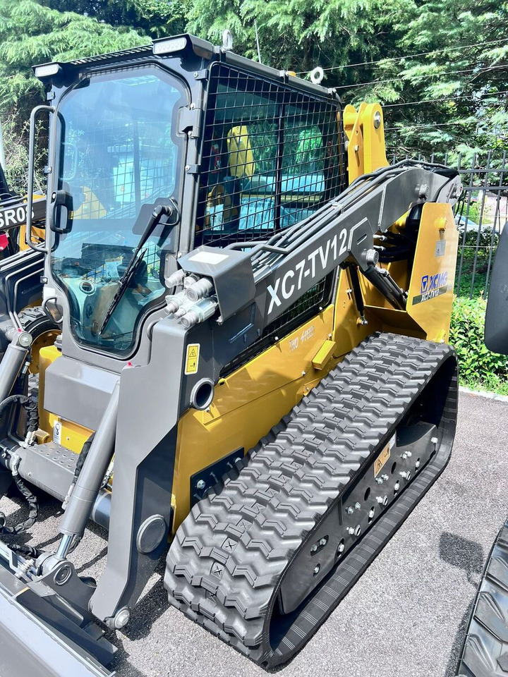 New XCMG XC7-SR08 compact track loader - Chargeuse compacte sur chenilles: photos 5 New XCMG XC7-SR08 compact track loader - Chargeuse compacte sur chenilles: photos 5